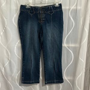 Jordache, Lo Rise Stretch, Blue Denim Capri Jeans, Size 7/8.